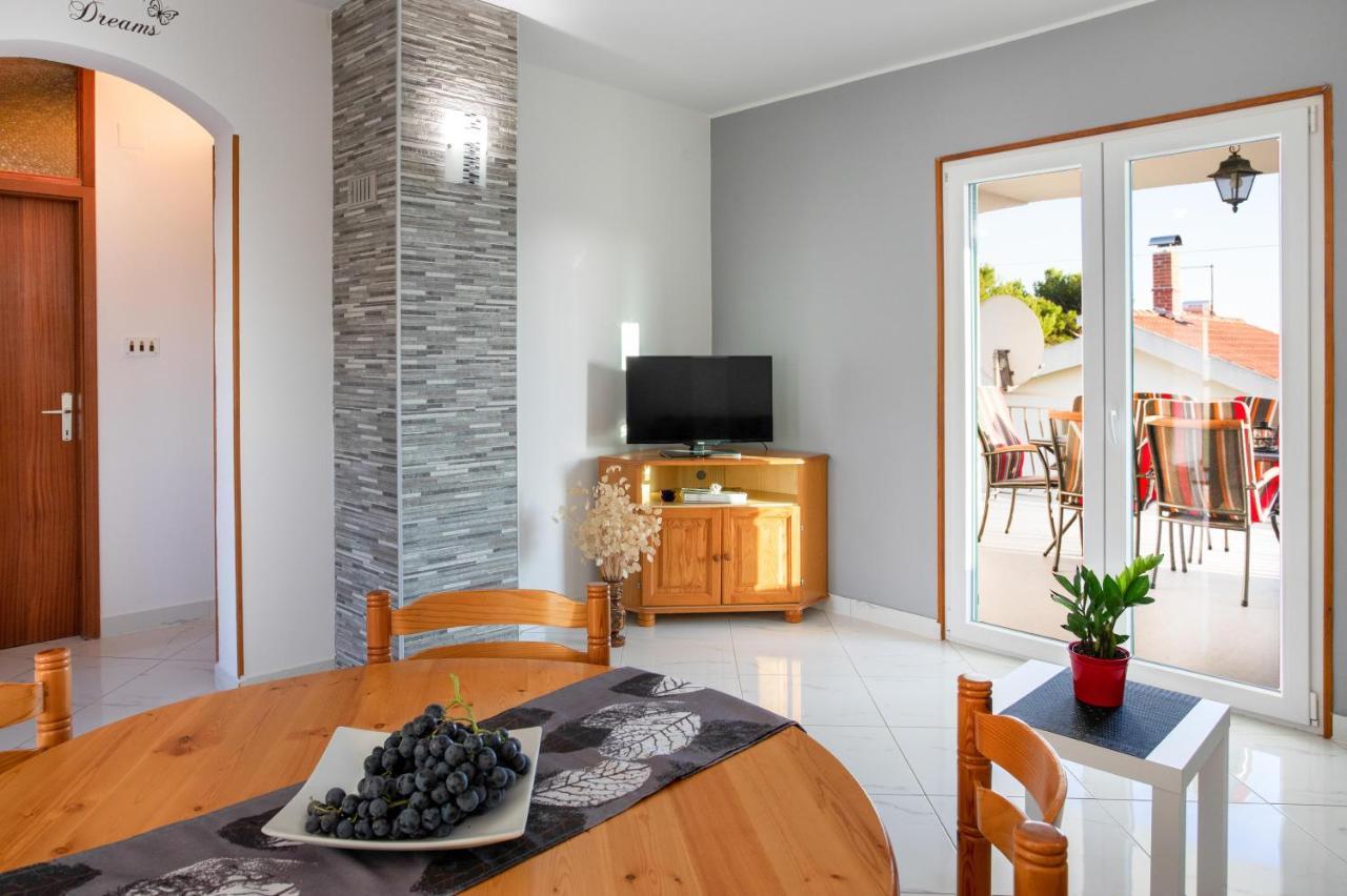 Apartment Marin Jadrija Exterior photo